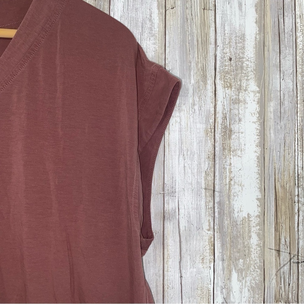 Athleta Dusty Red Workout Tank - Picture 2 of 4